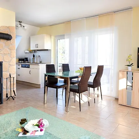 Mauersegler Im Mueritz Seepark Apartmán *