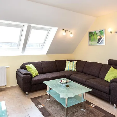 Apartment Mauersegler Im Mueritz Seepark Robel